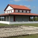 Fuer Bis Zu Fuenf Personen By Interhome Apartment *