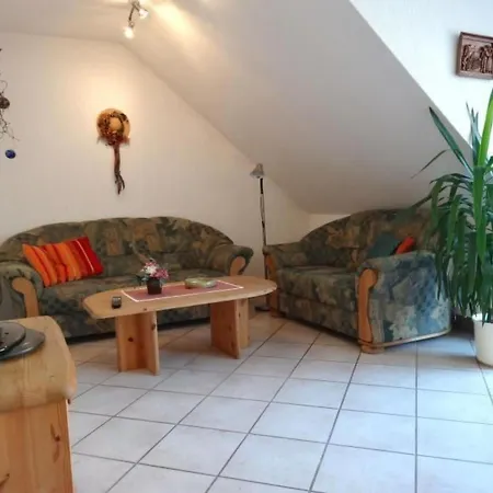 Apartamento Fuer Bis Zu Fuenf Personen By Interhome Pommern