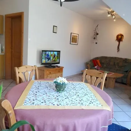 Fuer Bis Zu Fuenf Personen By Interhome Appartement